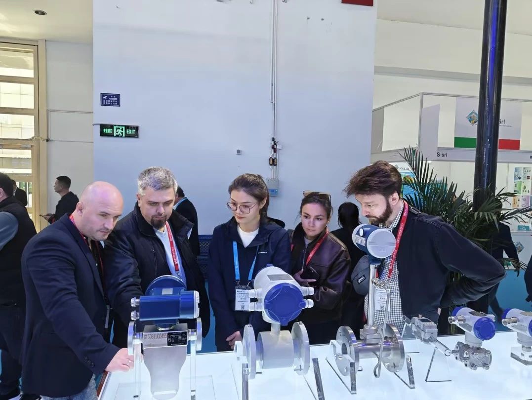 1747971262278130.jpg 1747971262278130.jpg